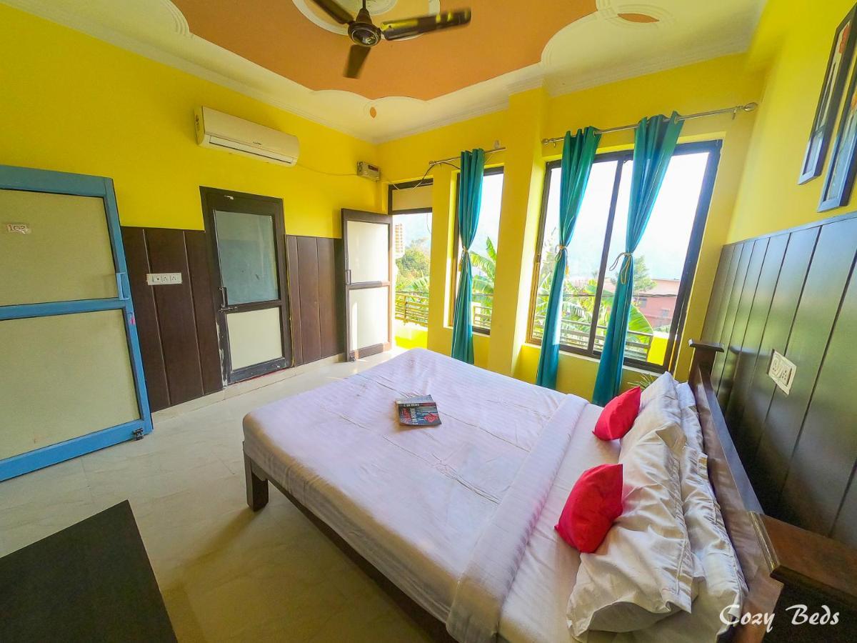 Hostel Cozy Beds Rishikesh Exterior photo