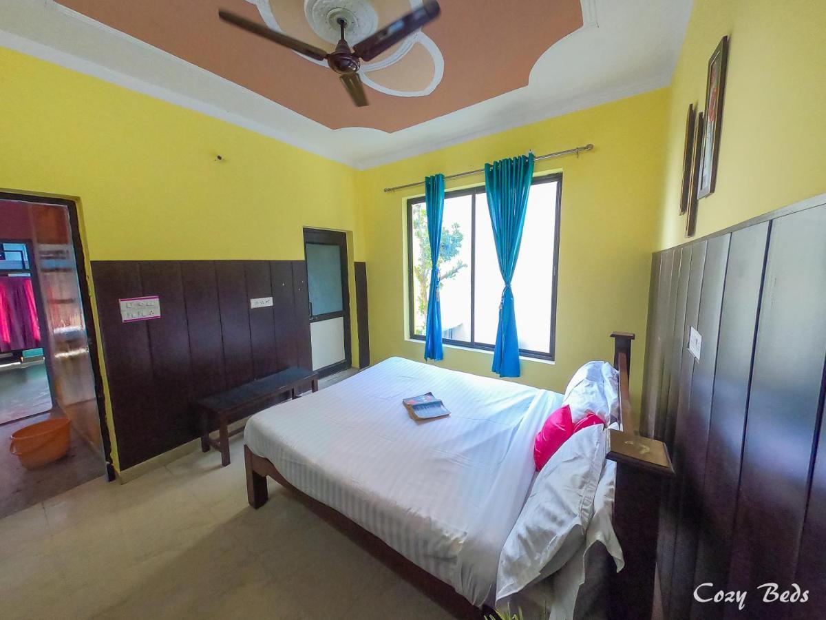 Hostel Cozy Beds Rishikesh Exterior photo