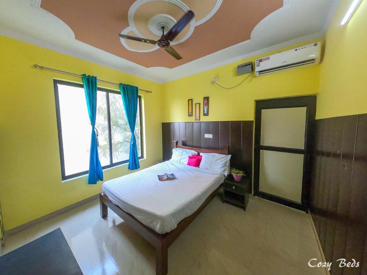 Hostel Cozy Beds Rishikesh Exterior photo