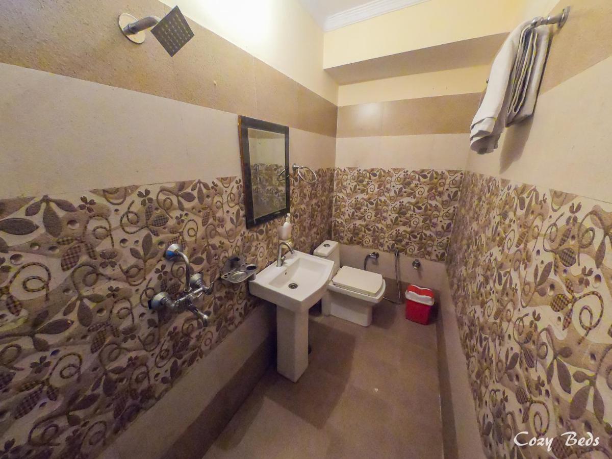 Hostel Cozy Beds Rishikesh Exterior photo